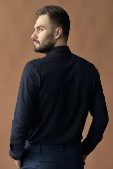 Чоловіча сорочка Slim Fit чорна  (арт. 2547) - фото № 3 - Corner