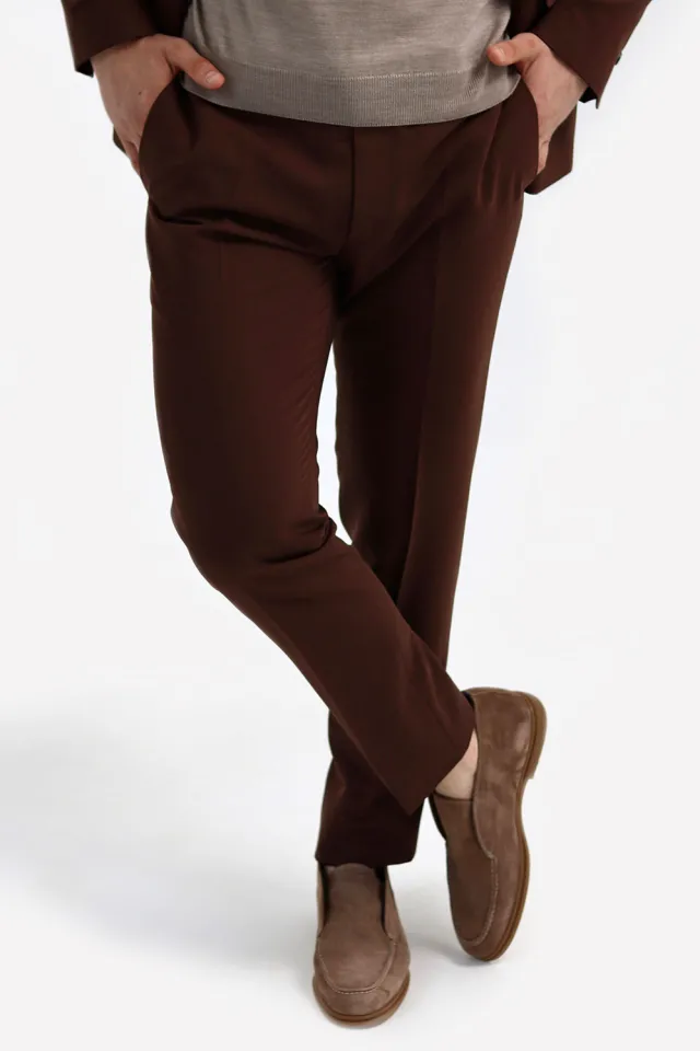 Чоловічий костюм трійка коричневий  (арт. 2506)