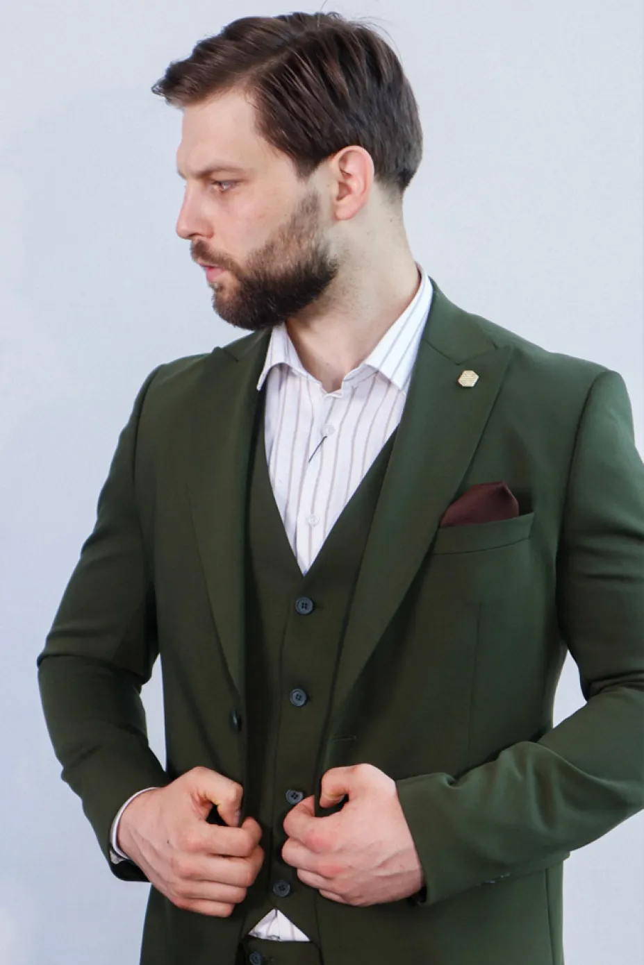Чоловічий костюм трійка оливковий  (арт. 2259)